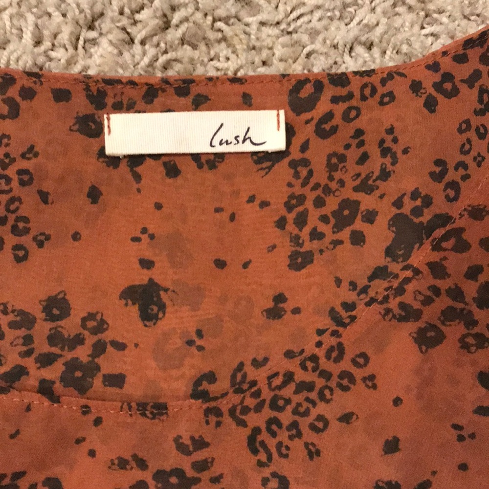 Shirt - Picture 2 of 3